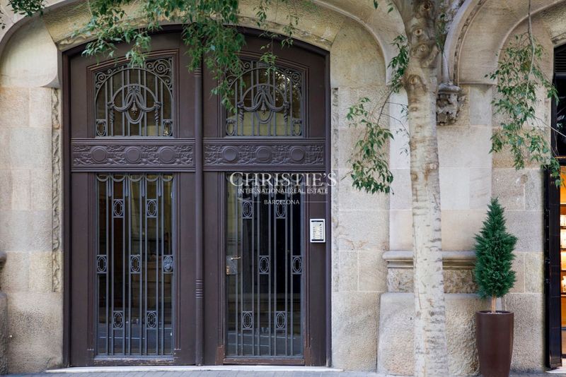 Foto c2c0df2d-9404-4ef5-8a7a-6c1d542a3d75. Dúplex a Dreta de l´Eixample Barcelona