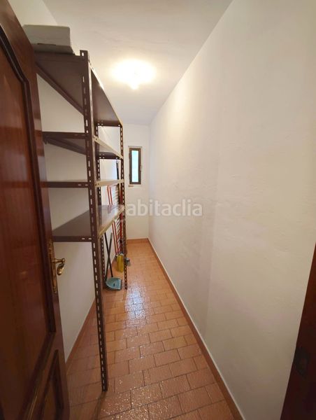 Foto 0f1f50ef-621a-41db-8f2e-3791fdc26ed2. Casa adossada amb calefacció aparcament a Aller