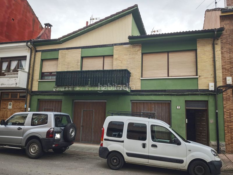 Foto 29581b67-3af1-417a-846e-a0b954999941. Casa adossada amb calefacció aparcament a Aller