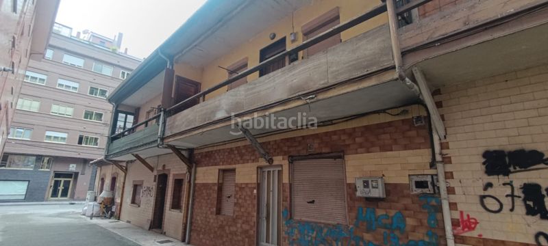 Foto e6d8885f-c438-480f-a772-789630d9b49c. Casa adossada a La Villa - Bazuelo Mieres