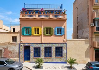 Edifici a Raval Roig - Virgen del Socorro