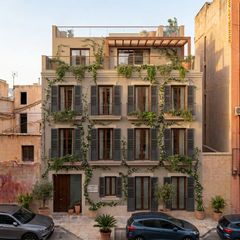Edifici a Calle san cayetano 16. Inversión única en alicante centro, edificio con infinitas posib