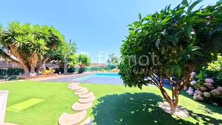 Chalet  Carrer modernisme. Chalet en venta en carrer del modernisme, cambrils