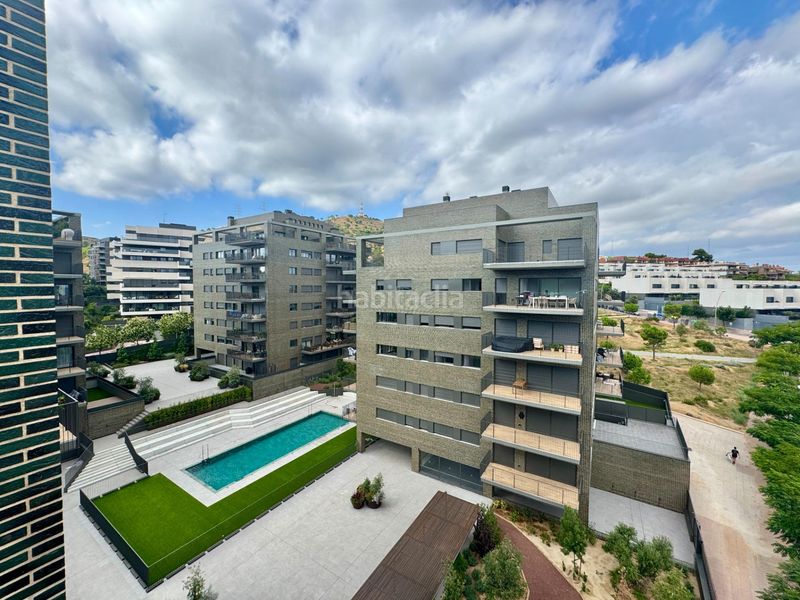Foto b843e9af-7337-46f9-be5a-9d996ebee7f5. Alquiler piso  en alquiler con zona comunitaria y piscina en Finestrelles en Esplugues de Llobregat