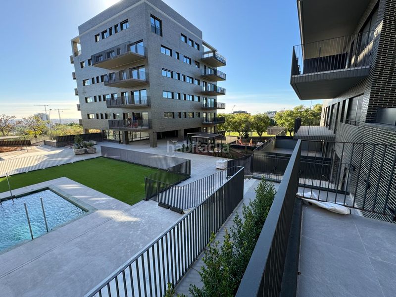 Foto 4d01a14c-de03-407c-8a1f-a50366953f88. Rent flat with heating parking pool in Finestrelles Esplugues de Llobregat
