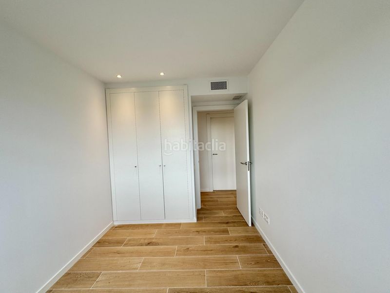 Foto 9120e98f-3963-40cf-b642-eeb7d00907f3. Rent flat with heating parking pool in Finestrelles Esplugues de Llobregat