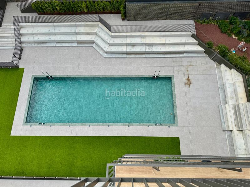 Foto 998de249-b01b-432f-91cb-864d64553214. Rent flat with heating parking pool in Finestrelles Esplugues de Llobregat