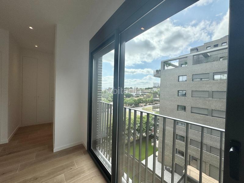 Foto ee618de9-d9b4-48e7-8f66-24ddea3b3f5b. Location attique avec chauffage parking piscine dans Esplugues de Llobregat