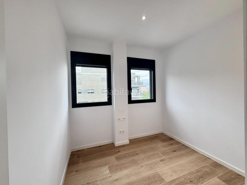 Foto 16742f66-7997-411b-a0e5-45900364dafe. Rent penthouse with heating parking pool in Finestrelles Esplugues de Llobregat