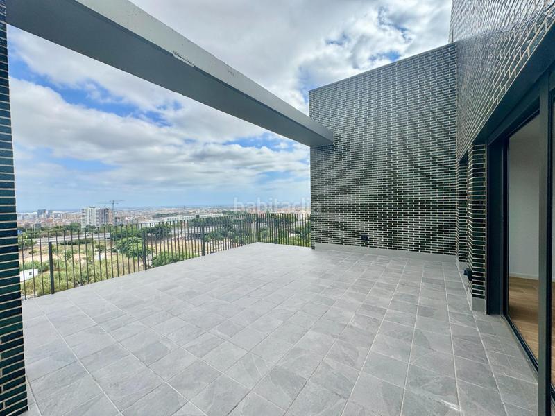 Foto 3c75472f-e4a5-4461-ba5a-df85b7645103. Rent penthouse with heating parking pool in Finestrelles Esplugues de Llobregat