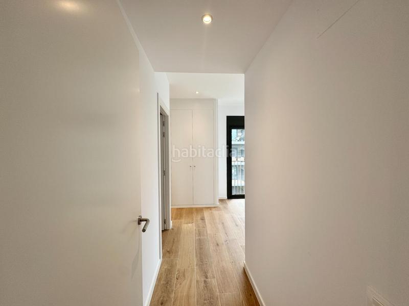 Foto 5fca766b-0fa0-4638-95e2-c7471fe733c8. Rent penthouse with heating parking pool in Finestrelles Esplugues de Llobregat