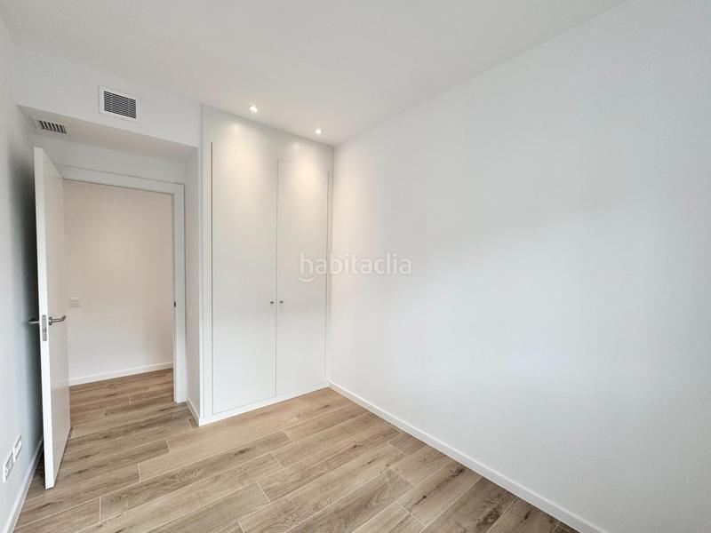 Foto 5573a579-a514-41fc-b450-123629288591. Location attique avec chauffage parking piscine dans Esplugues de Llobregat