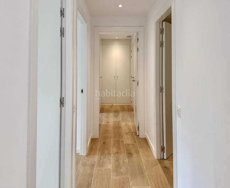 Foto f37bdc3c-c696-414f-bc52-96326fd8ae8b. Location attique avec chauffage parking piscine dans Esplugues de Llobregat