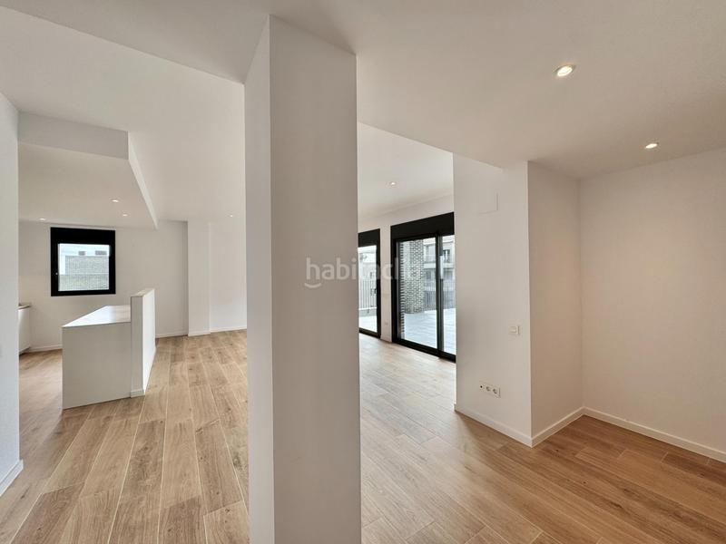 Foto e764fa1a-1cab-42a3-ab17-47fd69ac921c. Rent penthouse with heating parking pool in Finestrelles Esplugues de Llobregat