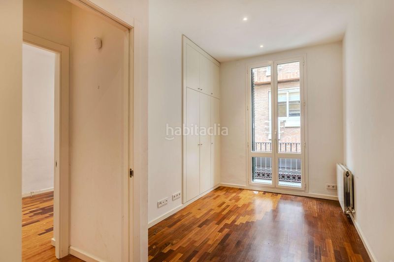 Foto 104f01f4-051a-4830-a8fd-a237334311c4. Casa adossada amb calefacció aparcament a Sarrià Barcelona