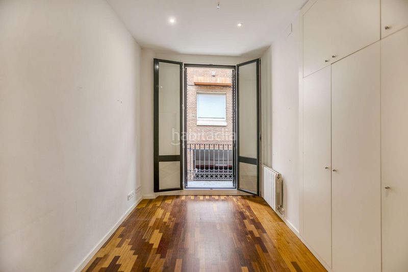 Foto 2b9d1c45-c7f9-457d-8f7a-931ec413e845. Casa adossada amb calefacció aparcament a Sarrià Barcelona