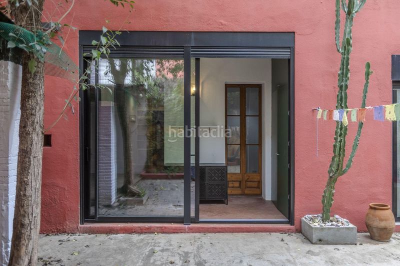 Foto 3eed8347-879a-43f4-b867-74af074338c2. Casa adossada amb calefacció aparcament a Sarrià Barcelona