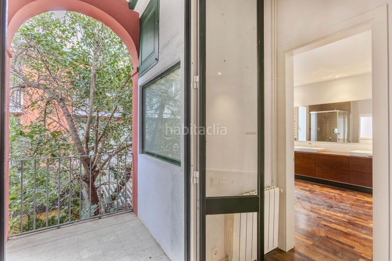 Foto 490e877d-99c4-490f-92b7-78a630f751d9. Casa adossada amb calefacció aparcament a Sarrià Barcelona