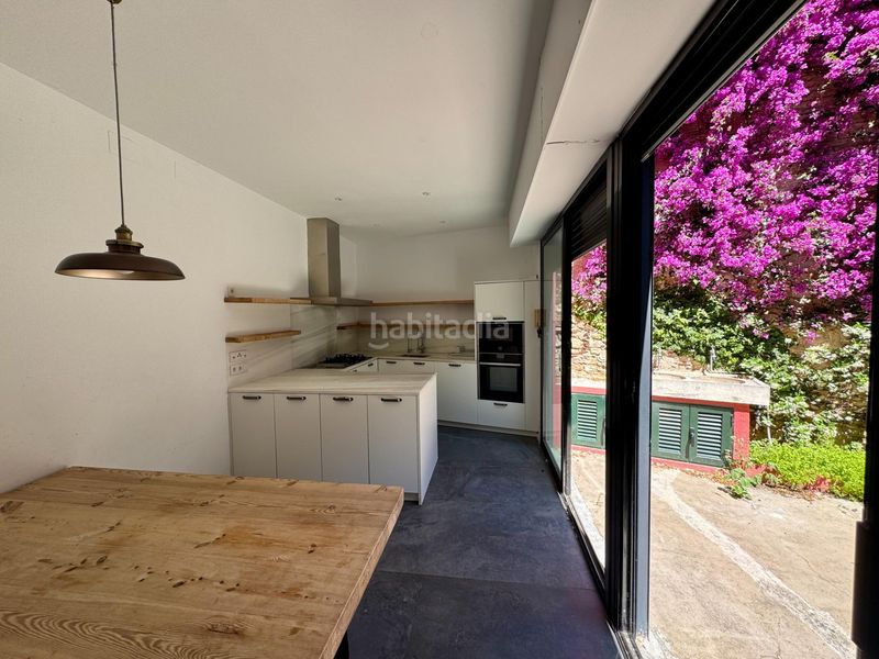 Foto 750722f0-3746-41ae-a2d2-7b25be4a2c93. Casa adossada amb calefacció aparcament a Sarrià Barcelona