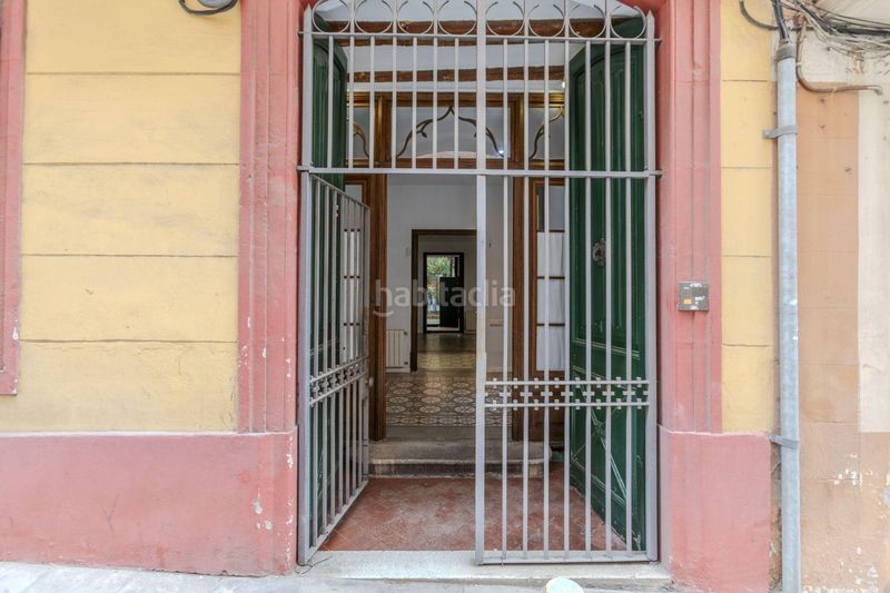 Foto 89d229c3-bb4b-4ac1-8267-6ae371063bd5. Casa adossada amb calefacció aparcament a Sarrià Barcelona