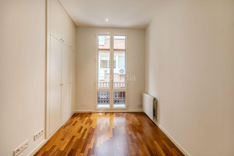 Foto ae1b939a-e45a-4e98-ad71-8121ac2abc72. Casa adossada amb calefacció aparcament a Sarrià Barcelona