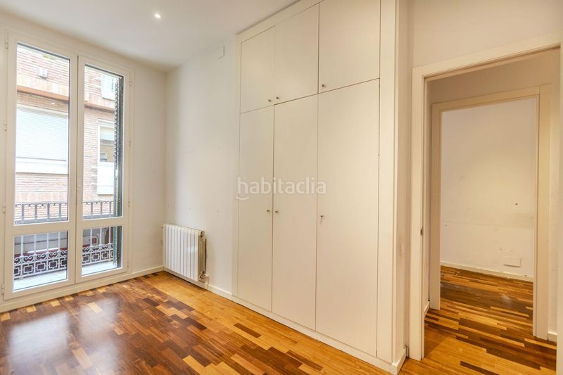 Foto e77452e3-132c-44af-865a-edf6a609d036. Casa adossada amb calefacció aparcament a Sarrià Barcelona