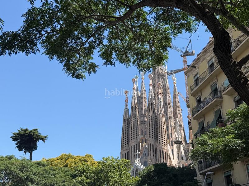 Foto 2b31166e-5471-4e3c-b659-ba4d34e0de2d. Pis amb calefacció aparcament a Sagrada Família Barcelona