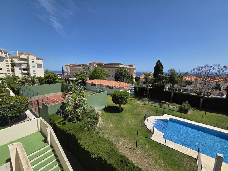 Foto a95c65b4-e2cd-49a4-8682-c2ee768d5e4a. Piso  en benalmadena en Arroyo de la Miel Benalmádena