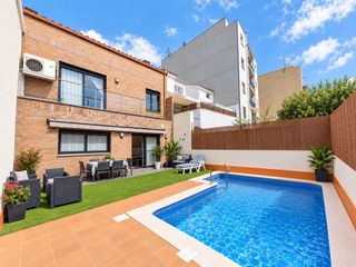 Casa a schiera in Gran Via de Lluís Companys