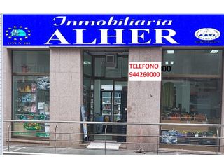 Alquiler Local Comercial  Bidearte hiribidea. Local en alquiler, con amplio escaparate.
