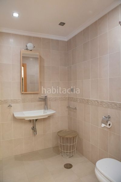 Foto b2926d0a-e516-40ec-83f0-65870aa895a3. Xalet amb aparcament piscina a El Higuerón Fuengirola