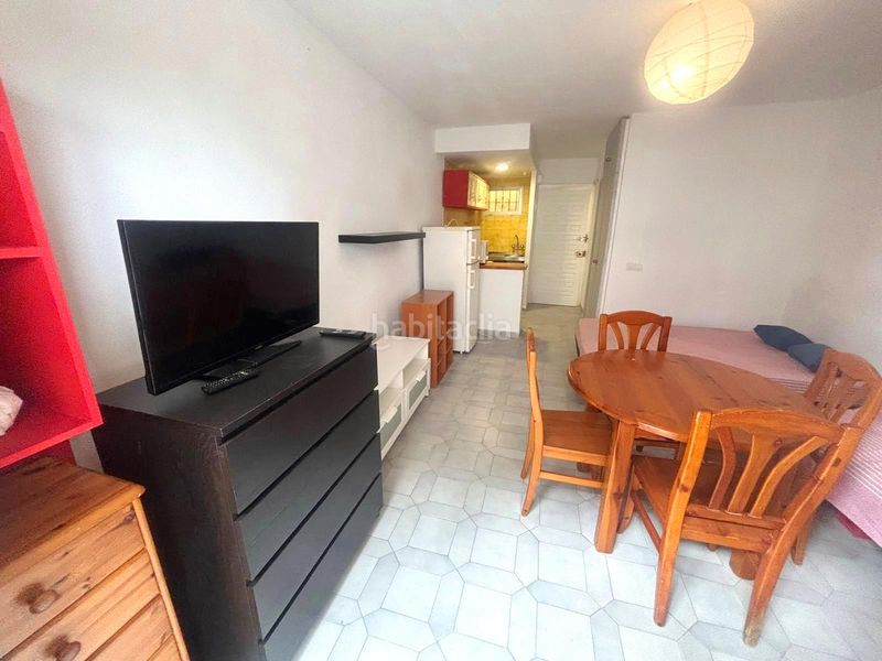 Foto ee49c424-a6ba-463e-9874-297995724303. Estudi amb piscina a Parque de la Paloma Benalmádena