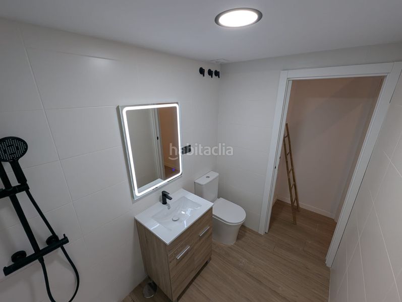 Foto be3d3597-e24f-4dd7-855e-9cfcc3e5d138. Estudi a Ayuntamiento Torremolinos