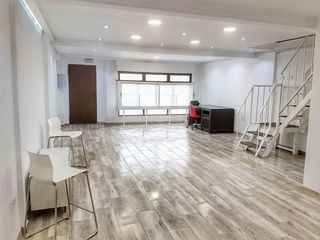 Business premise  Calle sierra blanca. Local a estrenar en málaga – zona vistafranca / carretera de cád
