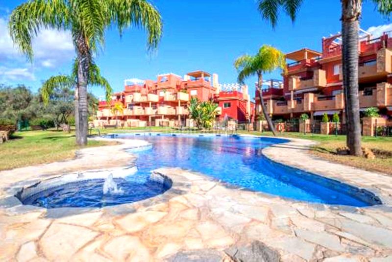 Foto af7da1c1-6028-4e58-b14d-39b790267dfd. Pis amb aparcament a reserva de Marbella Marbella