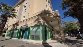 Local Comercial  Calle hamlet. Local comercial en venta – cortijo alto