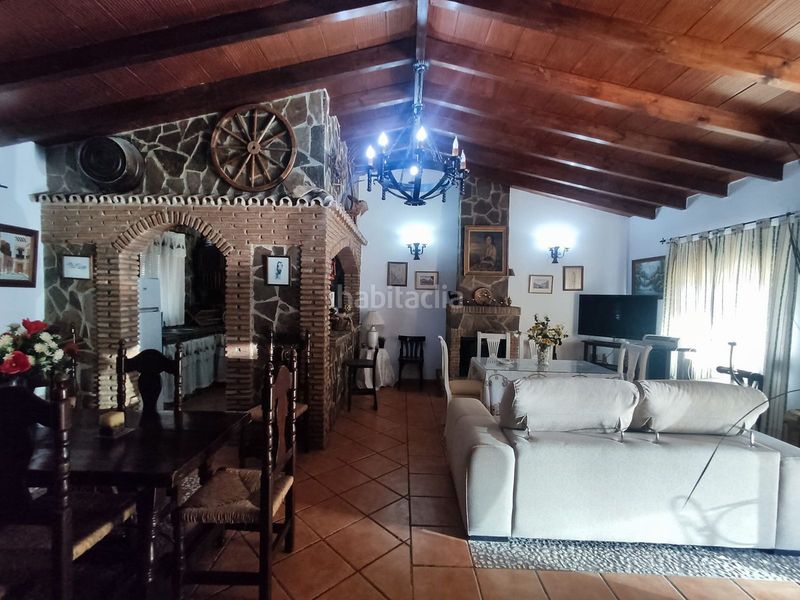 Foto 024566a7-4403-447b-bf24-c45b8b603da5. Casa amb xemeneia piscina a Casalpalma - Fahala Cártama