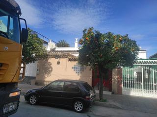 Business premise  Plaza de la inmaculada. Local en venta en churriana – málaga