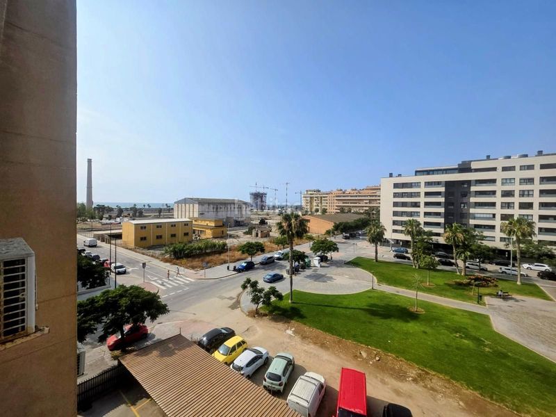 Foto eb4c8a1f-5213-4a08-92d0-951b03c30dcd. Flat with parking in Puerta Blanca Málaga