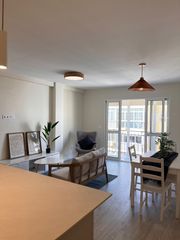Flat  Camino suárez. Piso reformado de 3 dormitorios con terraza en camino de suárez