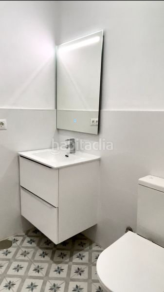 Foto ae853ed6-2215-43f4-8405-36720421c69e. Casa adossada amb calefacció a Centre Històric Maó / Mahón