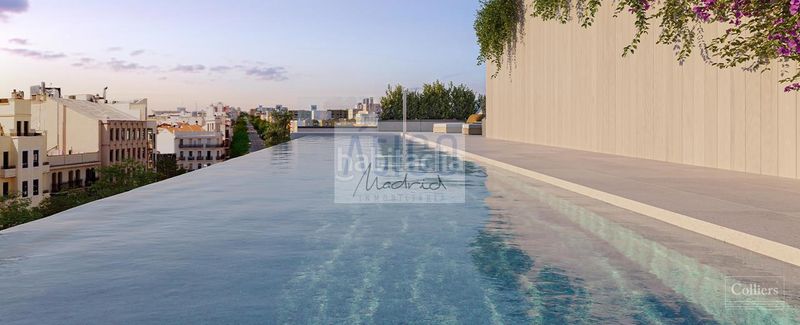 Foto 7fa02fc3-1712-48e4-ba9c-9cb2e2d760b0. Àtic amb calefacció aparcament piscina a Trafalgar Madrid