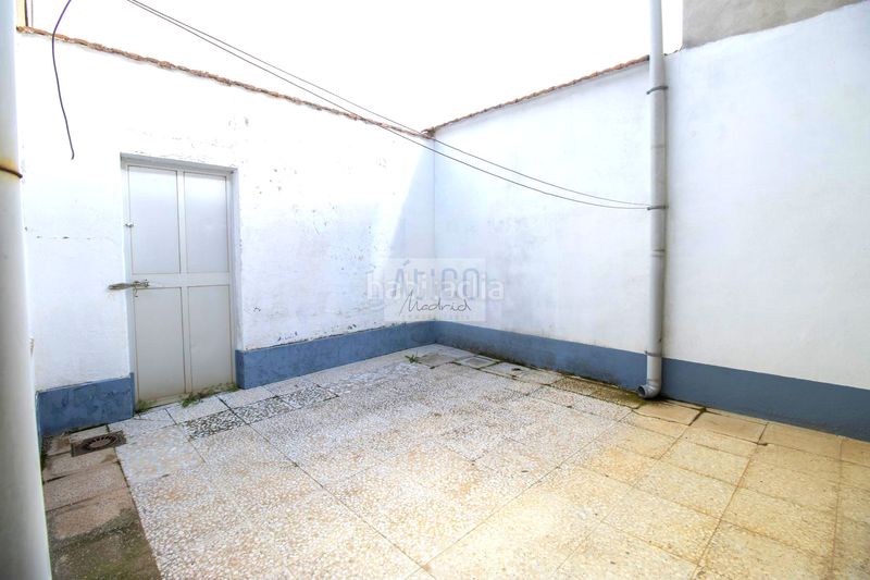 Foto ce8ada29-3a09-448f-97f5-855484632ef8. Casa aparellada a ejercito espanol 6 a Cózar