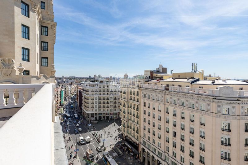 Foto cc0f753e-f1a1-47a1-ba40-e19ddae40576. Àtic amb calefacció a Universidad-Malasaña Madrid