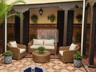 House  Mayor. Cózarcasa