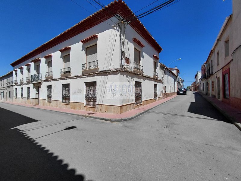 Foto a9311755-b0a4-4f41-b95b-93417772d5df. Casa amb calefacció aparcament a Cózar