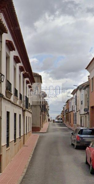 Foto f57d945d-b999-4850-a903-a478df12d596. Casa amb calefacció aparcament a Cózar