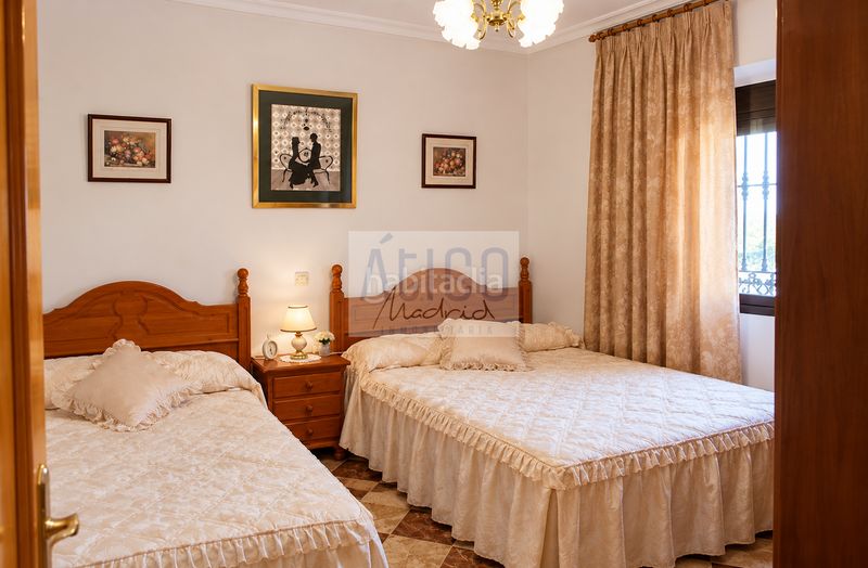 Foto 135cfb35-f973-4bc8-b7a7-6987e9cd83cd. Casa a Cózar
