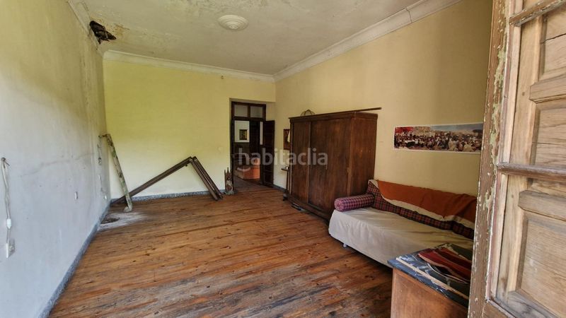 Foto 46e96110-c9fa-40fe-96e3-0bb5e60bfa4d. Masia a calle felipe canseco 28 a Lena