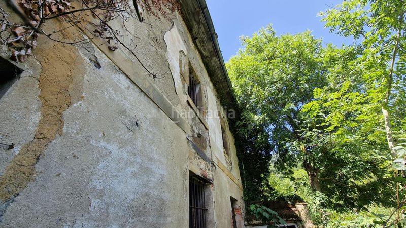 Foto d8f34d70-413f-4f62-9e15-684f16749ede. Masia a calle felipe canseco 28 a Lena